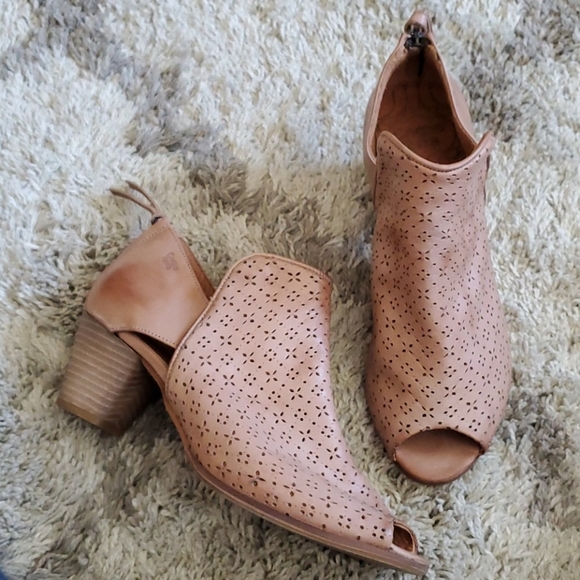 Anthro Coque Terra Poet Open Toed bootie - Picture 8 of 8